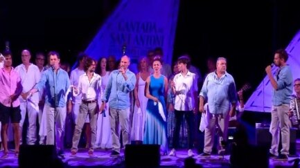 Les havaneres brillen a Sant Antoni en la seva onzena edició