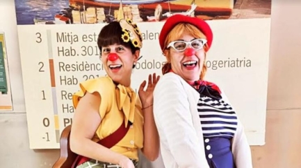 Les pallasses d'hospital Tirita Clown arriben a Palamós Gent Gran