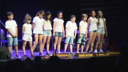 L'Escola de Música Guíxols Vall d'Aro celebra el concert de cloenda de curs