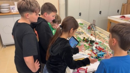 L'Escola Els Estanys es classifica per a la final estatal de la First Lego League