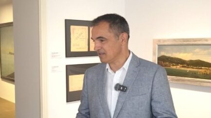 'L'exposició s'està convertint en un centre de trobada cultural dels visitants'