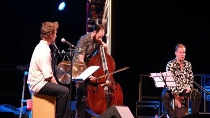 Manel Fortià i el seu Libèlica Trio ofereixen la seva fusió de música a Platja d'Aro