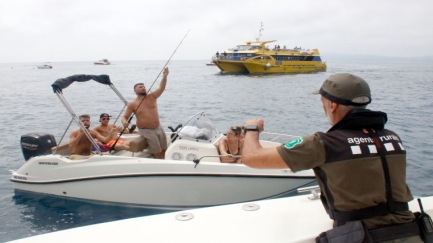 Més controls al mar: els Agents Rurals vigilen el litoral de l’Empordà