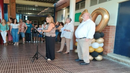 Més de 300 persones celebren els 50 anys de l'Escola Pere Rosselló de Calonge