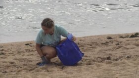Més de 40 voluntaris recullen 70 kg d'escombraries a la trobada del World Clean Up Tour