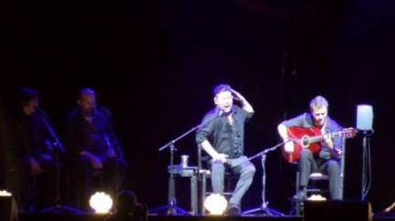 Miguel Poveda emociona Porta Ferrada amb el flamenc intens de 'Poema del Cante Jondo'