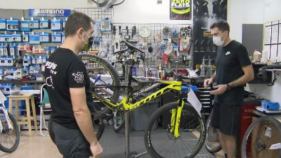 El món de la bici viu un 'boom' de vendes i reparacions