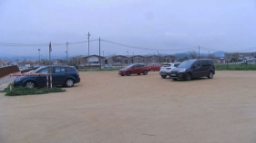 Mont-Ras treballa per tenir prop d'un centenar de noves places d'aparcament al municipi