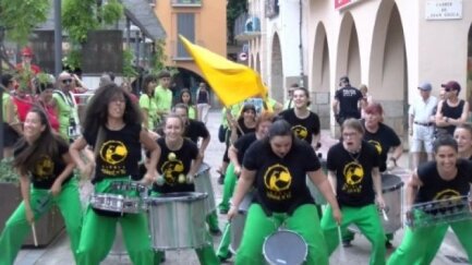 Música, riures i molta festa a la 12a Timbalada Ganxona