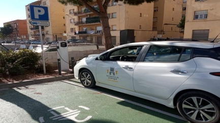 Nou punt de recàrrega per a vehicles elèctrics a Palafrugell