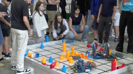 Palafrugell celebra la 7a edició de Palarobòtica reunint l'alumnat del municipi