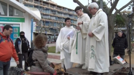 Palamós celebra Sant Antoni Abat amb desenes de mascotes