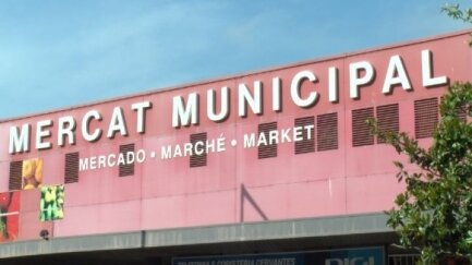 Palamós proposa un local a l'antic edifici Caprabo com a alternativa al mercat municipal