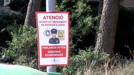 Palamós reforça la vigilància per frenar els abocaments i l’incivisme als contenidors