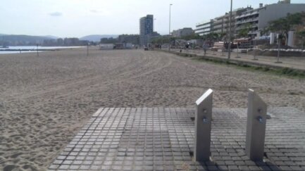 Palamós serà un dels municipis que no oferirà el servei de dutxes a les seves platges