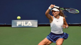 Paula Badosa passa a la segona fase de Montreal en imposar-se a Golubic (6-2 i 6-3)