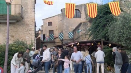 Peratallada viatja de nou a l’edat mitjana amb la 29a edició de la Fira Medieval
