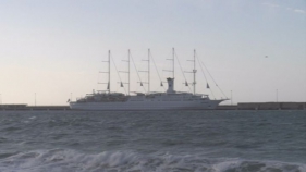 Primera i única escala del Club Med 2 a Palamós