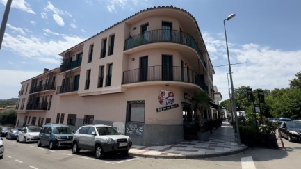 Quatre encaputxats lliguen una dona de 70 anys i roben 50.000 euros a Castell d'Aro