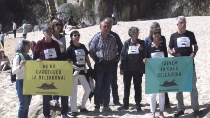 Salvem Belladona reclama que la cala Belladona no sigui una platja per a gossos