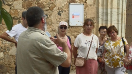 Sant Joan redescobreix la seva història amb una ruta guiada pel nucli antic