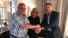 Signat el pacte de govern a Begur entre JxCAT, Tots i Més