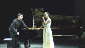 Sílvia Pérez Cruz canta a casa acompanyada pel virtuós Marco Mezquida