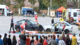 Simulacre d'accident de trànsit a la Bisbal d'Empordà