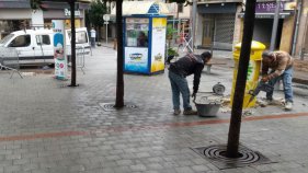 S'inicia el procés de reordenació del mobiliari urbà de la plaça dels Arbres de Palamós