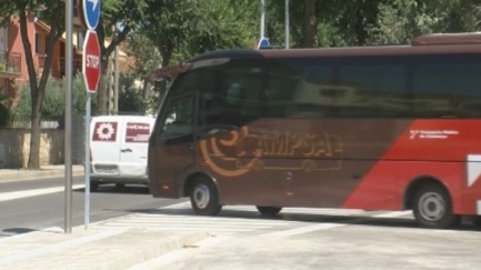 Territori reforça la línia de bus exprés que enllaça Girona, Torroella i l'Estartit