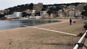 Tornen a robar l'estelada del Passeig de Sant Feliu de Guíxols