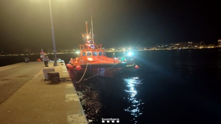 Tres ferits en enfonsar-se una embarcació a tocar de les illes Formigues, al Baix Empordà