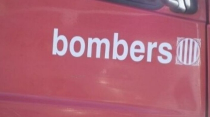 Un home de 78 anys pateix cremades a pràcticament la meitat del cos en un incendi