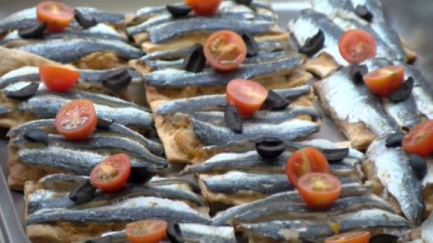 Una dotzena de restaurants participen en la campanya del Peix Blau Ganxó