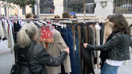 Una quarentena d’establiments participen en la botiga al carrer de Sant Feliu de Guíxols