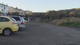 Vall-llobrega asfaltarà un descampat que serveix d'aparcament