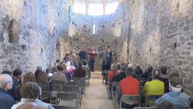 Vall-llobrega reinaugura l'església vella de Sant Mateu