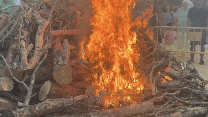 44 avisos als Bombers durant una revetlla sense incidents greus al Baix Empordà