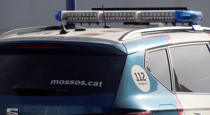 Busquen tres lladres encaputxats que van atracar una joieria de Palamós