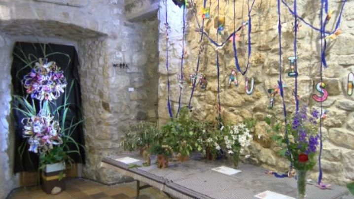 Castell d’Aro celebra Sant Isidre amb carrers florits i una gran participació popular