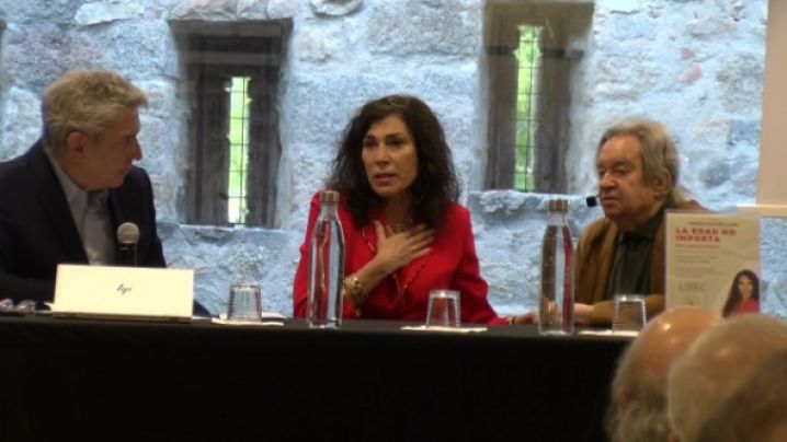 Coneixem el llibre 'La edad no importa' de Carmen Romero