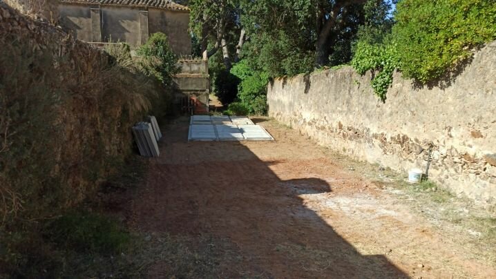 Construits els 9 nínxols destinats a enterraments musulmans al Cementiri de Palafrugell