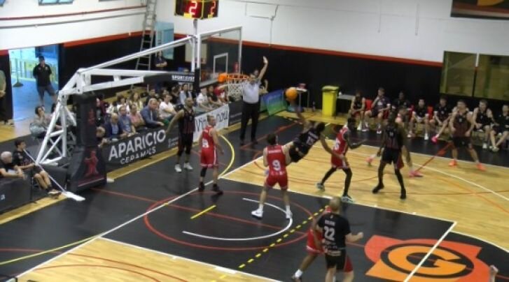 Derrota del Bisbal Bàsquet davant el Benicarló al primer partit de lliga com a locals