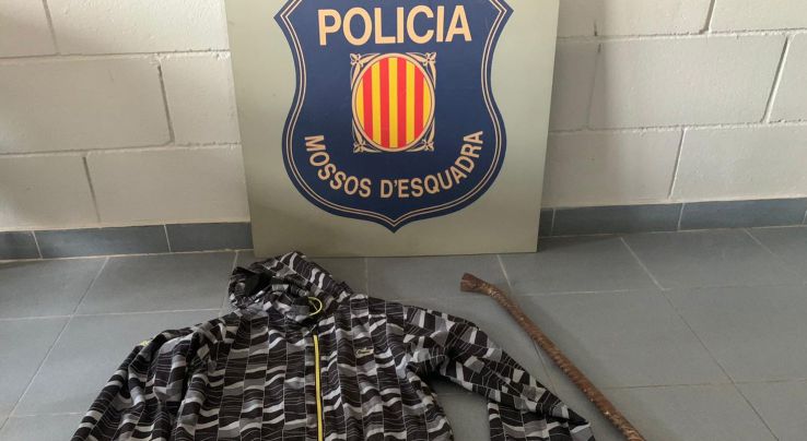 Detenen dos homes per un robatori amb força en un establiment de la Bisbal