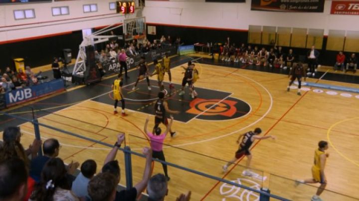 El Bisbal Bàsquet pateix però s'imposa al Salou i acarona la permanència (78-76)