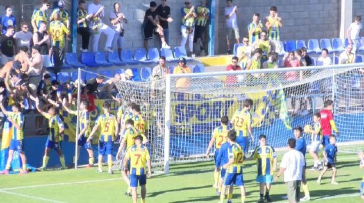 El Palamós CF busca la remuntada a Viladecans per continuar somiant amb l’ascens