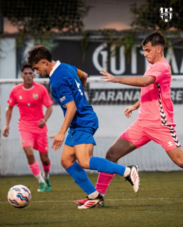 El Palamós perd el primer partit de la temporada per 2-1 al camp de Lloret CF