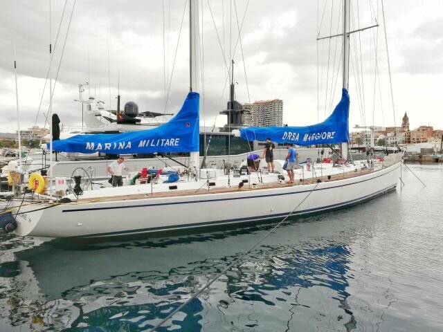 El port de Palamós rep la visita del veler escola de la Marina Italiana, Orsa Maggiore