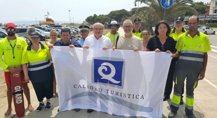 El Projecte Sèpia hissa la bandera Q de Qualitat a la platja Gran de l'Estartit