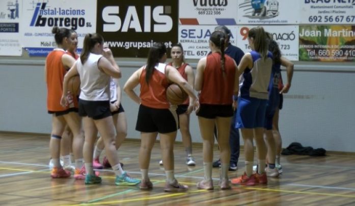 El sènior femení i el sots 25 del CB Sant Feliu, dos ascensos per un mateix equip